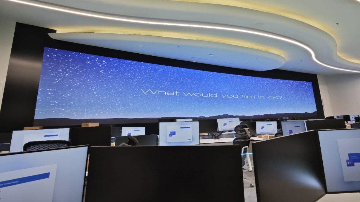 LED display power distribution panel and cabling for a video wall