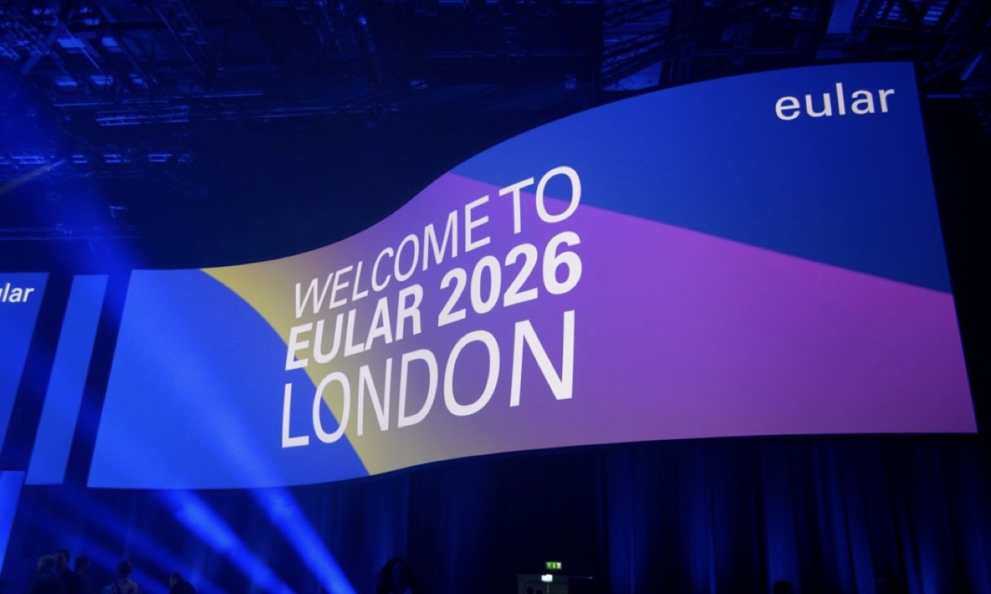 Curved LED stage screens at the EULAR 2026 congress in London