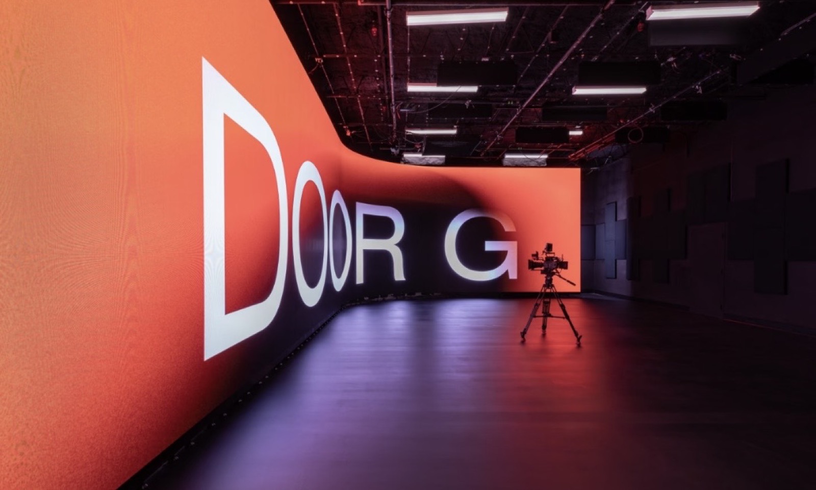 17 metre by 4 metre LED wall on an XR virtual production stage