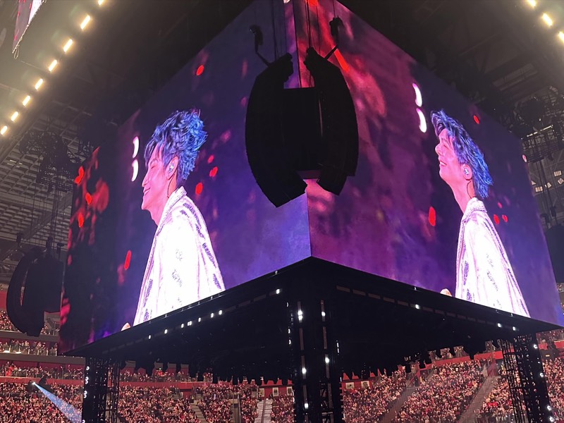 Concert stage four-sided LED display P3.91 rental series